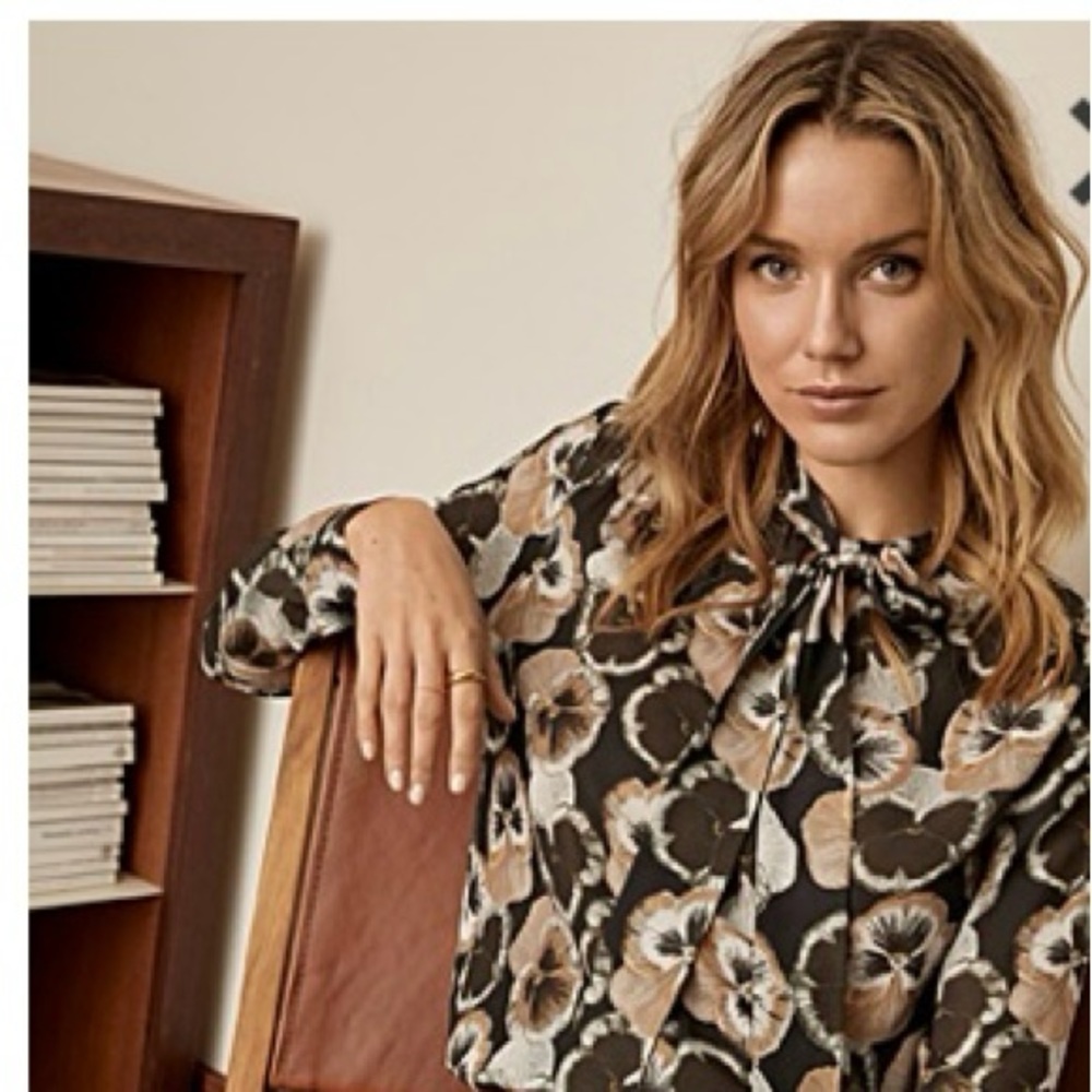 NWT Contemporaine Blouse